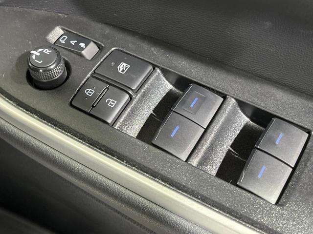 ヴォクシー S-G 両側電動ドア 後席モニター 全周囲カメラ 衝突被害軽減システム 禁煙車 コーナーセンサー スマートキー LEDヘッド ビルトインETC 純正16インチアルミ オートハイビーム 車線逸脱警報(50枚目)