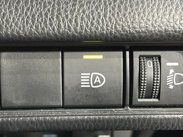 プリウス Z 全周囲カメラ 衝突被害軽減システム 禁煙車 電動リアゲート ハーフレザーシート 前席シートエアコン パワーシート コーナーセンサー スマートキー LEDヘッド ETC2.0 純正19インチアルミ(24枚目)