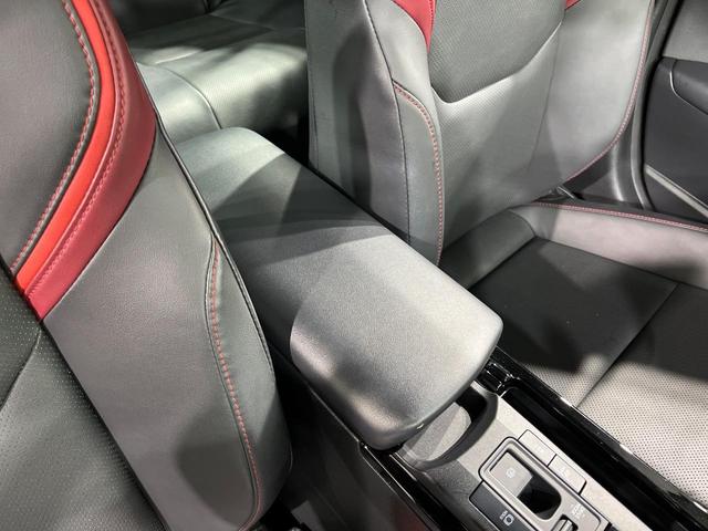 プリウス Z 全周囲カメラ 衝突被害軽減システム 禁煙車 電動リアゲート ハーフレザーシート 前席シートエアコン パワーシート コーナーセンサー スマートキー LEDヘッド ETC2.0 純正19インチアルミ(46枚目)