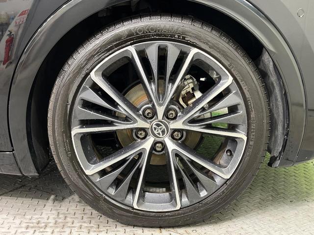 プリウス Z 全周囲カメラ 衝突被害軽減システム 禁煙車 電動リアゲート ハーフレザーシート 前席シートエアコン パワーシート コーナーセンサー スマートキー LEDヘッド ETC2.0 純正19インチアルミ(64枚目)