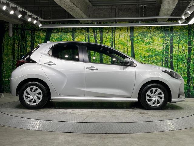 ヤリス G バックカメラ 衝突被害軽減システム レーダークルーズ 禁煙車 ドラレコ コーナーセンサー スマートキー ビルトインETC オートライト オートエアコン Bluetooth(54枚目)