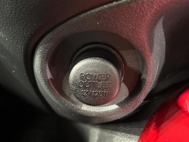 ジューク 15RX Vセレクション パーソナライゼーション 純正SDナビ バックカメラ 衝突被害軽減システム 禁煙車 ドラレコ スマートキー LEDヘッド ETC 純正17インチアルミ オートライト オートエアコン Bluetooth 地デジ HIDフォグ(31枚目)