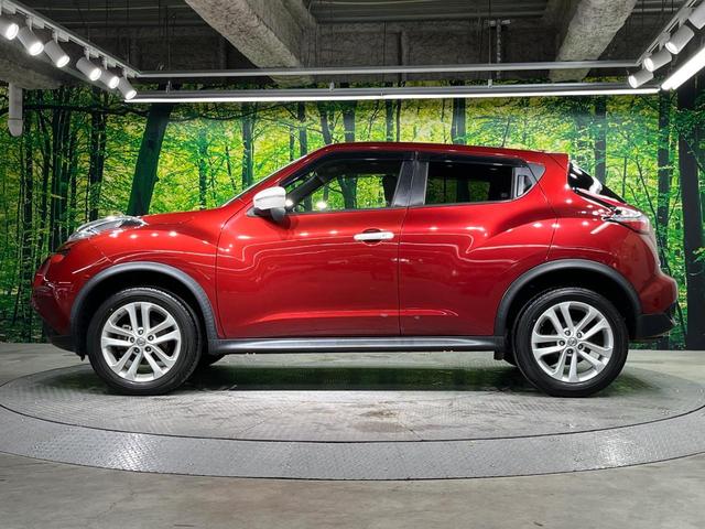 ジューク 15RX Vセレクション パーソナライゼーション 純正SDナビ バックカメラ 衝突被害軽減システム 禁煙車 ドラレコ スマートキー LEDヘッド ETC 純正17インチアルミ オートライト オートエアコン Bluetooth 地デジ HIDフォグ(56枚目)