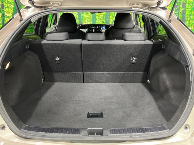プリウス S バックカメラ 衝突被害軽減システム 禁煙車 スマートキー LEDヘッド ビルトインETC 純正15インチアルミ オートライト オートエアコン Bluetooth フルセグ(10枚目)