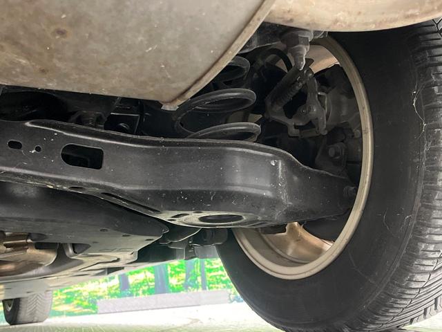 プリウス S バックカメラ 衝突被害軽減システム 禁煙車 スマートキー LEDヘッド ビルトインETC 純正15インチアルミ オートライト オートエアコン Bluetooth フルセグ(21枚目)