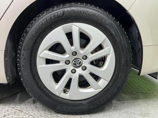 プリウス S バックカメラ 衝突被害軽減システム 禁煙車 スマートキー LEDヘッド ビルトインETC 純正15インチアルミ オートライト オートエアコン Bluetooth フルセグ(51枚目)