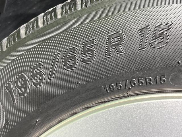 プリウス S バックカメラ 衝突被害軽減システム 禁煙車 スマートキー LEDヘッド ビルトインETC 純正15インチアルミ オートライト オートエアコン Bluetooth フルセグ(53枚目)