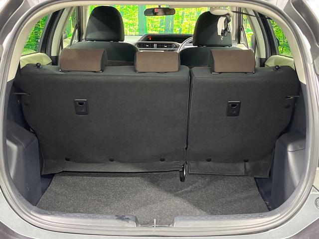 アクア Ｇ　ＳＤナビ　バックカメラ　衝突被害軽減システム　禁煙車　スマートキー　ビルトインＥＴＣ　オートライト　オートエアコン　ＤＶＤ再生　地デジ　ＬＥＤフォグ（10枚目）