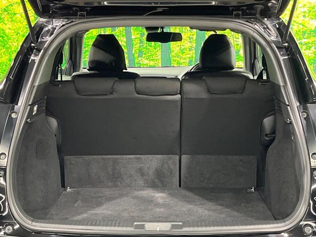 ヴェゼル ハイブリッドRS・ホンダセンシング 純正8インチSDナビ バックカメラ 衝突軽減 レーダークルーズ 禁煙車 ハーフレザーシート シートヒーター スマートキー LEDヘッド ビルトインETC 純正18インチアルミ 車線逸脱警報(10枚目)