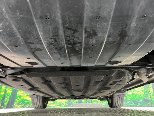 ヴェゼル ハイブリッドRS・ホンダセンシング 純正8インチSDナビ バックカメラ 衝突軽減 レーダークルーズ 禁煙車 ハーフレザーシート シートヒーター スマートキー LEDヘッド ビルトインETC 純正18インチアルミ 車線逸脱警報(19枚目)