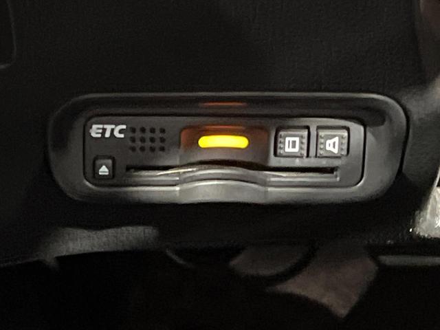 ヴェゼル ハイブリッドRS・ホンダセンシング 純正8インチSDナビ バックカメラ 衝突軽減 レーダークルーズ 禁煙車 ハーフレザーシート シートヒーター スマートキー LEDヘッド ビルトインETC 純正18インチアルミ 車線逸脱警報(48枚目)