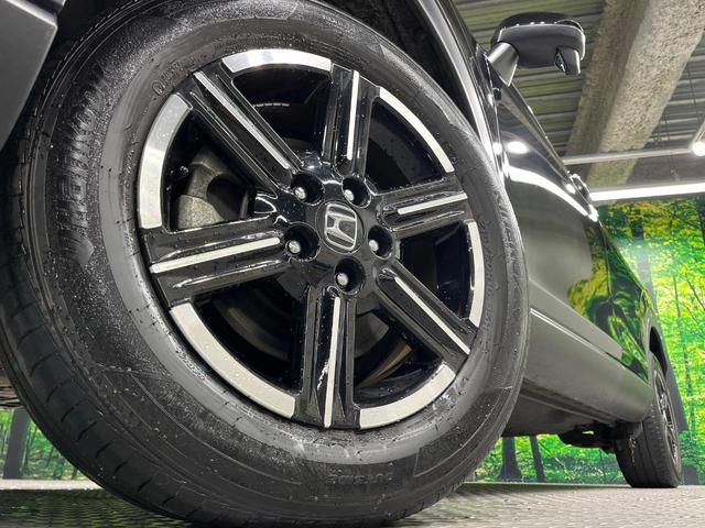 ヴェゼル e:HEV X 純正SDナビ バックカメラ 衝突被害軽減システム 禁煙車 ドラレコ コーナーセンサー スマートキー LEDヘッド ビルトインETC 純正16インチアルミ オートハイビーム 車線逸脱警報 オートライト(13枚目)