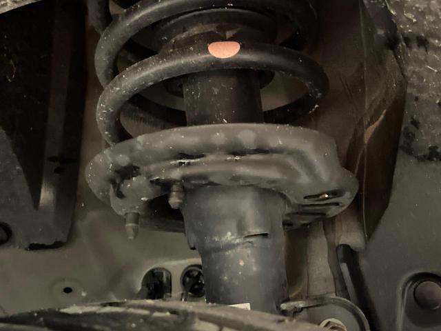 ヴェゼル e:HEV X 純正SDナビ バックカメラ 衝突被害軽減システム 禁煙車 ドラレコ コーナーセンサー スマートキー LEDヘッド ビルトインETC 純正16インチアルミ オートハイビーム 車線逸脱警報 オートライト(20枚目)