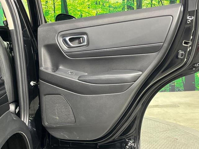 ヴェゼル e:HEV X 純正SDナビ バックカメラ 衝突被害軽減システム 禁煙車 ドラレコ コーナーセンサー スマートキー LEDヘッド ビルトインETC 純正16インチアルミ オートハイビーム 車線逸脱警報 オートライト(23枚目)