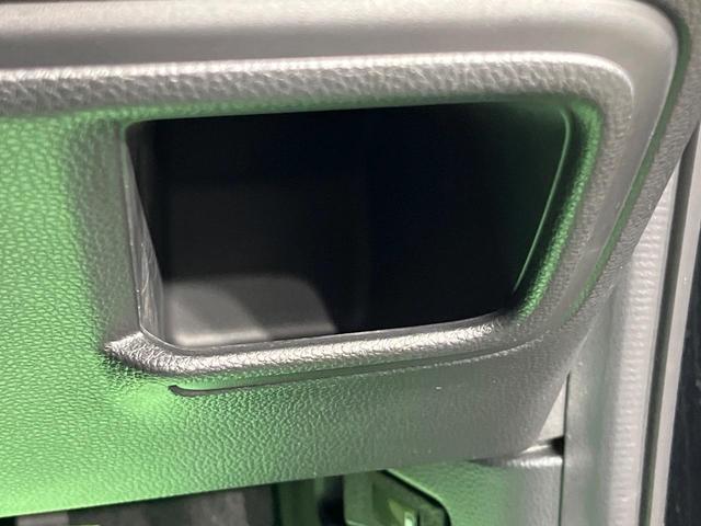 ヴェゼル e:HEV X 純正SDナビ バックカメラ 衝突被害軽減システム 禁煙車 ドラレコ コーナーセンサー スマートキー LEDヘッド ビルトインETC 純正16インチアルミ オートハイビーム 車線逸脱警報 オートライト(32枚目)