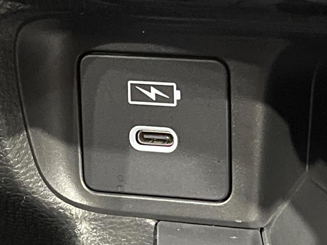 ヴェゼル e:HEV X 純正SDナビ バックカメラ 衝突被害軽減システム 禁煙車 ドラレコ コーナーセンサー スマートキー LEDヘッド ビルトインETC 純正16インチアルミ オートハイビーム 車線逸脱警報 オートライト(42枚目)