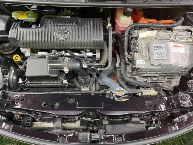 シエンタ ハイブリッドG クエロ 両側電動ドア 純正SDナビ バックカメラ 衝突被害軽減システム 禁煙車 ハーフレザーシート ドラレコ スマートキー LEDヘッド ビルトインETC 純正15インチアルミ オートライト オートエアコン(19枚目)