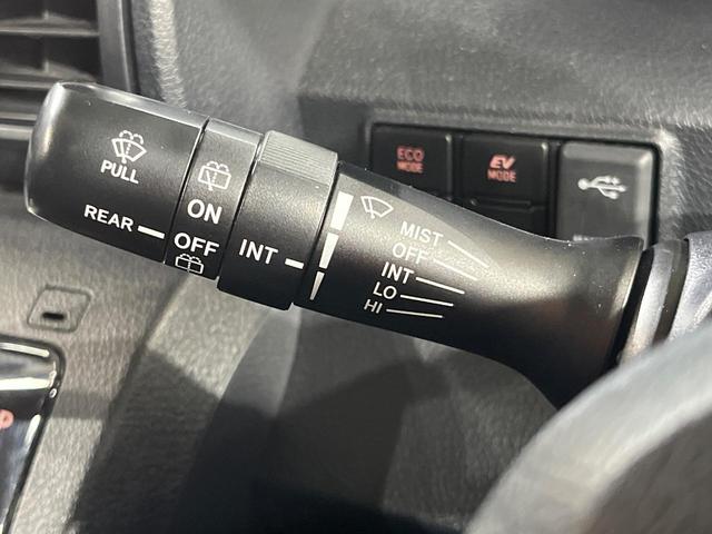 シエンタ ハイブリッドG クエロ 両側電動ドア 純正SDナビ バックカメラ 衝突被害軽減システム 禁煙車 ハーフレザーシート ドラレコ スマートキー LEDヘッド ビルトインETC 純正15インチアルミ オートライト オートエアコン(29枚目)