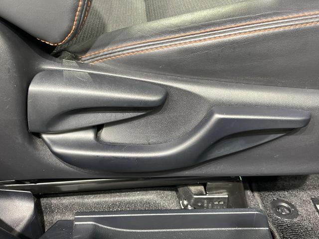 シエンタ ハイブリッドG クエロ 両側電動ドア 純正SDナビ バックカメラ 衝突被害軽減システム 禁煙車 ハーフレザーシート ドラレコ スマートキー LEDヘッド ビルトインETC 純正15インチアルミ オートライト オートエアコン(45枚目)