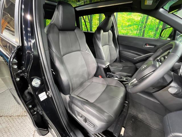 カローラクロス ハイブリッド　Ｚ　全周囲カメラ　衝突被害軽減システム　レーダークルーズ　禁煙車　電動リアゲート　パワーシート　ドラレコ　コーナーセンサー　スマートキー　ＬＥＤヘッド　ＥＴＣ２．０　純正１８インチアルミ　車線逸脱警報（8枚目）