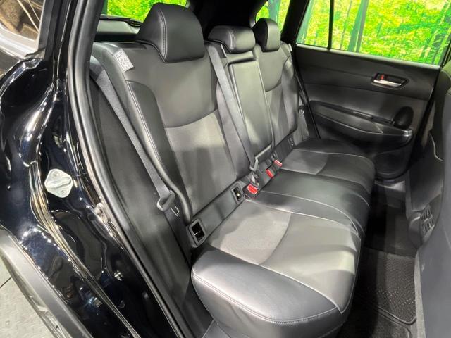 カローラクロス ハイブリッド　Ｚ　全周囲カメラ　衝突被害軽減システム　レーダークルーズ　禁煙車　電動リアゲート　パワーシート　ドラレコ　コーナーセンサー　スマートキー　ＬＥＤヘッド　ＥＴＣ２．０　純正１８インチアルミ　車線逸脱警報（9枚目）