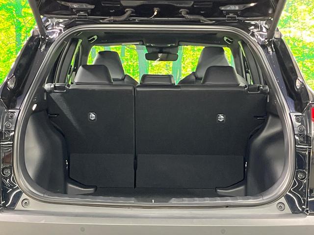 カローラクロス ハイブリッド　Ｚ　全周囲カメラ　衝突被害軽減システム　レーダークルーズ　禁煙車　電動リアゲート　パワーシート　ドラレコ　コーナーセンサー　スマートキー　ＬＥＤヘッド　ＥＴＣ２．０　純正１８インチアルミ　車線逸脱警報（10枚目）