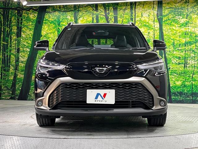 カローラクロス ハイブリッド　Ｚ　全周囲カメラ　衝突被害軽減システム　レーダークルーズ　禁煙車　電動リアゲート　パワーシート　ドラレコ　コーナーセンサー　スマートキー　ＬＥＤヘッド　ＥＴＣ２．０　純正１８インチアルミ　車線逸脱警報（14枚目）