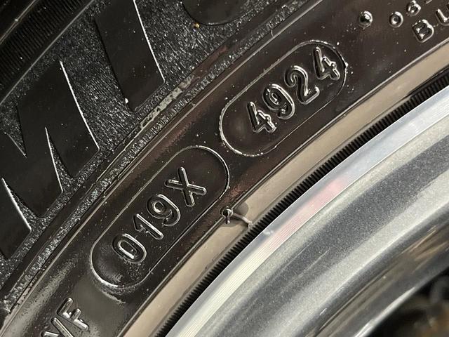 カローラクロス ハイブリッド　Ｚ　全周囲カメラ　衝突被害軽減システム　レーダークルーズ　禁煙車　電動リアゲート　パワーシート　ドラレコ　コーナーセンサー　スマートキー　ＬＥＤヘッド　ＥＴＣ２．０　純正１８インチアルミ　車線逸脱警報（26枚目）