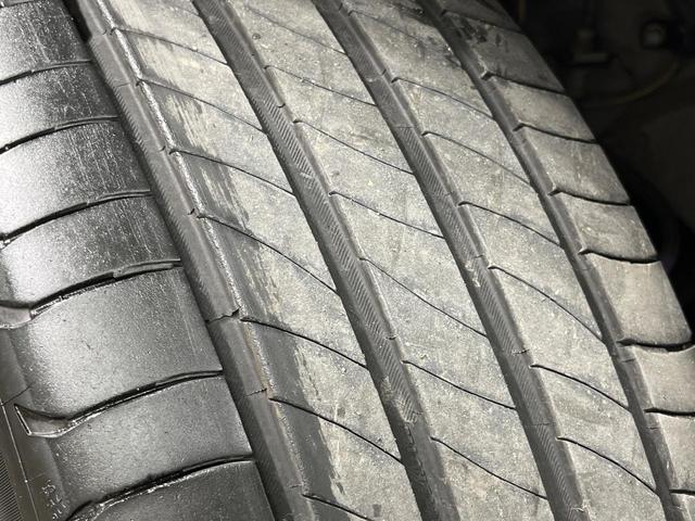 カローラクロス ハイブリッド　Ｚ　全周囲カメラ　衝突被害軽減システム　レーダークルーズ　禁煙車　電動リアゲート　パワーシート　ドラレコ　コーナーセンサー　スマートキー　ＬＥＤヘッド　ＥＴＣ２．０　純正１８インチアルミ　車線逸脱警報（27枚目）