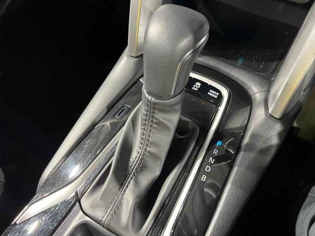 カローラクロス ハイブリッド　Ｚ　全周囲カメラ　衝突被害軽減システム　レーダークルーズ　禁煙車　電動リアゲート　パワーシート　ドラレコ　コーナーセンサー　スマートキー　ＬＥＤヘッド　ＥＴＣ２．０　純正１８インチアルミ　車線逸脱警報（49枚目）