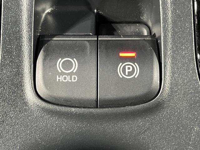 カローラクロス ハイブリッド　Ｚ　全周囲カメラ　衝突被害軽減システム　レーダークルーズ　禁煙車　電動リアゲート　パワーシート　ドラレコ　コーナーセンサー　スマートキー　ＬＥＤヘッド　ＥＴＣ２．０　純正１８インチアルミ　車線逸脱警報（50枚目）