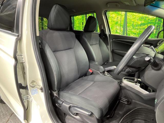フィット １３Ｇ・Ｌ　ホンダセンシング　カロッツェリアナビ　バックカメラ　衝突軽減　レーダークルーズ　禁煙車　スマートキー　ＬＥＤヘッド　ビルトインＥＴＣ　レーンアシスト　オートライト　オートエアコン　Ｂｌｕｅｔｏｏｔｈ　ＣＤ　ＤＶＤ再生（8枚目）