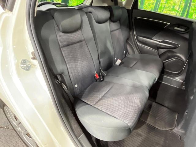 フィット １３Ｇ・Ｌ　ホンダセンシング　カロッツェリアナビ　バックカメラ　衝突軽減　レーダークルーズ　禁煙車　スマートキー　ＬＥＤヘッド　ビルトインＥＴＣ　レーンアシスト　オートライト　オートエアコン　Ｂｌｕｅｔｏｏｔｈ　ＣＤ　ＤＶＤ再生（9枚目）