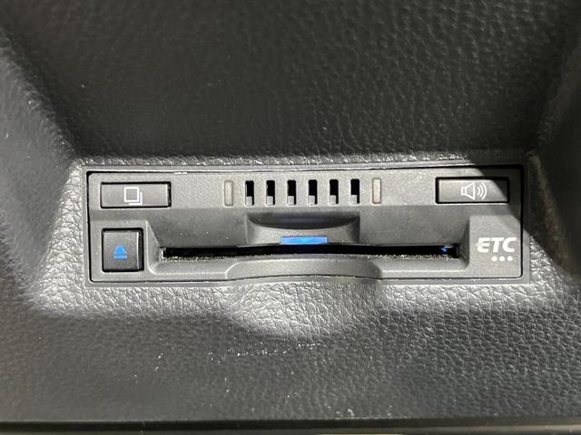 ヤリス Ｚ　全周囲カメラ　衝突被害軽減システム　レーダークルーズ　禁煙車　ドラレコ　コーナーセンサー　スマートキー　ＬＥＤヘッド　ビルトインＥＴＣ　オートライト　オートエアコン　Ｂｌｕｅｔｏｏｔｈ（35枚目）