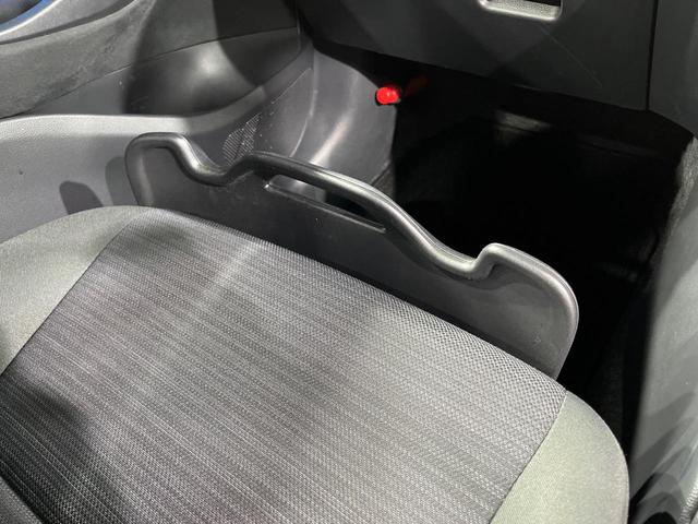 ヤリス Ｚ　全周囲カメラ　衝突被害軽減システム　レーダークルーズ　禁煙車　ドラレコ　コーナーセンサー　スマートキー　ＬＥＤヘッド　ビルトインＥＴＣ　オートライト　オートエアコン　Ｂｌｕｅｔｏｏｔｈ（53枚目）