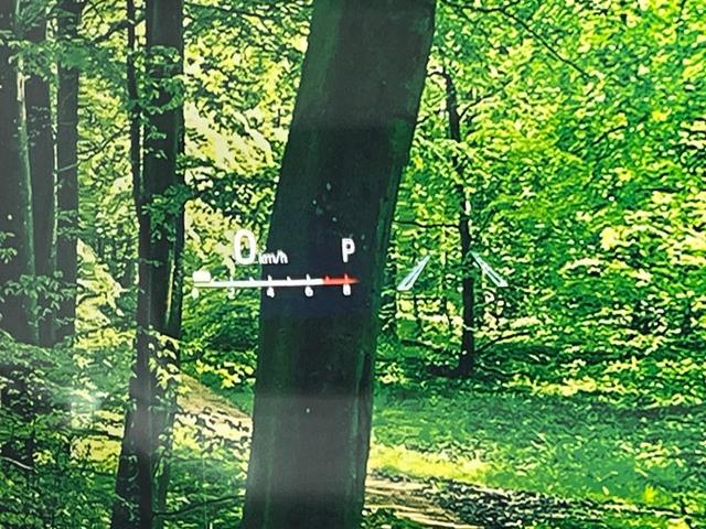 ヤリス Ｚ　全周囲カメラ　衝突被害軽減システム　レーダークルーズ　禁煙車　ドラレコ　コーナーセンサー　スマートキー　ＬＥＤヘッド　ビルトインＥＴＣ　オートライト　オートエアコン　Ｂｌｕｅｔｏｏｔｈ（63枚目）