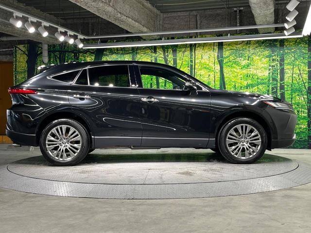 ハリアーハイブリッド Ｚ　レザーパッケージ　純正１２．３インチワイドナビ　全周囲カメラ　ＪＢＬサウンド　衝突軽減　レーダークルーズ　禁煙車　パワーバックドア　本革シート　シートヒーター　パワーシート　コーナーセンサー　スマートキー（27枚目）