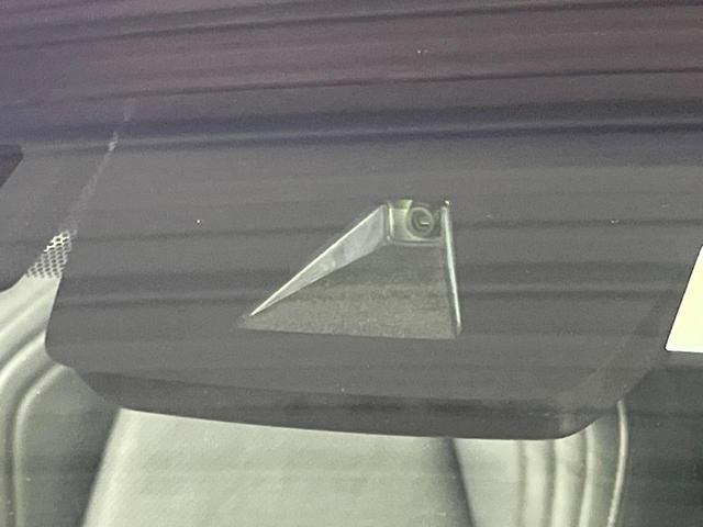 ハリアーハイブリッド Ｚ　レザーパッケージ　純正１２．３インチワイドナビ　全周囲カメラ　ＪＢＬサウンド　衝突軽減　レーダークルーズ　禁煙車　パワーバックドア　本革シート　シートヒーター　パワーシート　コーナーセンサー　スマートキー（63枚目）