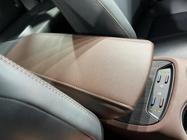 ハリアーハイブリッド Ｚ　レザーパッケージ　純正１２．３インチワイドナビ　全周囲カメラ　ＪＢＬサウンド　衝突軽減　レーダークルーズ　禁煙車　パワーバックドア　本革シート　シートヒーター　パワーシート　コーナーセンサー　スマートキー（76枚目）