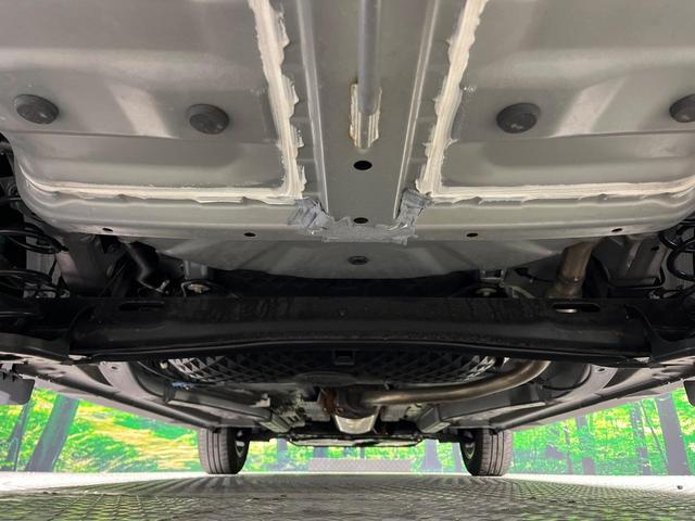 ライズ Ｇ　純正ＳＤナビ　バックカメラ　衝突被害軽減　禁煙車　コーナーセンサー　スマートキー　ＬＥＤヘッド　ビルトインＥＴＣ　純正１６インチアルミ　オートハイビーム　車線逸脱警報　オートライト（19枚目）