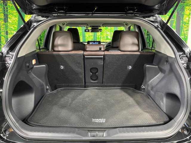 ヤリスクロス ハイブリッドＺ　全周囲カメラ　衝突被害軽減システム　レーダークルーズ　禁煙車　ハーフレザーシート　パワーシート　ドラレコ　コーナーセンサー　スマートキー　ＬＥＤヘッド　ＥＴＣ２．０　純正１８インチアルミ（10枚目）