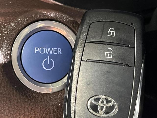 ヤリスクロス ハイブリッドＺ　全周囲カメラ　衝突被害軽減システム　レーダークルーズ　禁煙車　ハーフレザーシート　パワーシート　ドラレコ　コーナーセンサー　スマートキー　ＬＥＤヘッド　ＥＴＣ２．０　純正１８インチアルミ（21枚目）