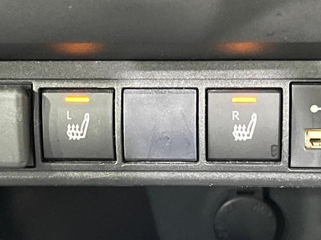 ヤリスクロス ハイブリッドＺ　全周囲カメラ　衝突被害軽減システム　レーダークルーズ　禁煙車　ハーフレザーシート　パワーシート　ドラレコ　コーナーセンサー　スマートキー　ＬＥＤヘッド　ＥＴＣ２．０　純正１８インチアルミ（31枚目）