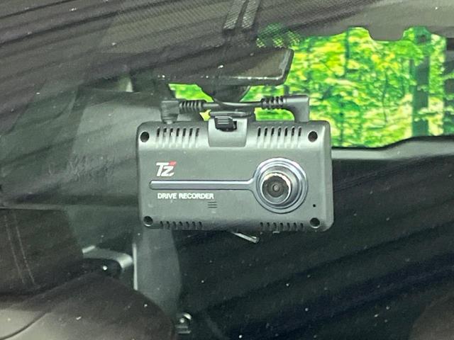 ヤリスクロス ハイブリッドＺ　全周囲カメラ　衝突被害軽減システム　レーダークルーズ　禁煙車　ハーフレザーシート　パワーシート　ドラレコ　コーナーセンサー　スマートキー　ＬＥＤヘッド　ＥＴＣ２．０　純正１８インチアルミ（54枚目）