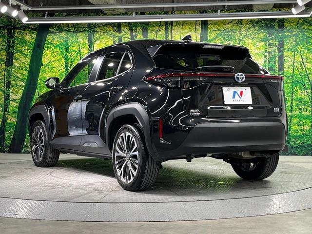 ヤリスクロス ハイブリッドＺ　全周囲カメラ　衝突被害軽減システム　レーダークルーズ　禁煙車　ハーフレザーシート　パワーシート　ドラレコ　コーナーセンサー　スマートキー　ＬＥＤヘッド　ＥＴＣ２．０　純正１８インチアルミ（63枚目）