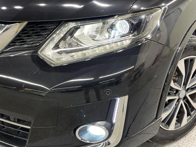 エクストレイル モード・プレミアハイブリッドエマージェンシブレーキＰ　４ＷＤ　純正ＳＤナビ　後席モニター　バックカメラ　衝突被害軽減システム　禁煙車　レザーシート　ドラレコ　スマートキー　ＬＥＤヘッド　ＥＴＣ　純正１８インチアルミ　オートライト　オートエアコン（12枚目）