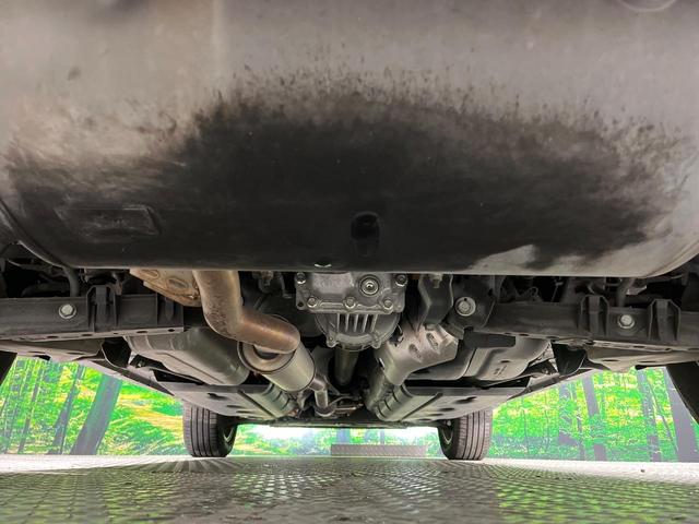 エクストレイル モード・プレミアハイブリッドエマージェンシブレーキＰ　４ＷＤ　純正ＳＤナビ　後席モニター　バックカメラ　衝突被害軽減システム　禁煙車　レザーシート　ドラレコ　スマートキー　ＬＥＤヘッド　ＥＴＣ　純正１８インチアルミ　オートライト　オートエアコン（19枚目）