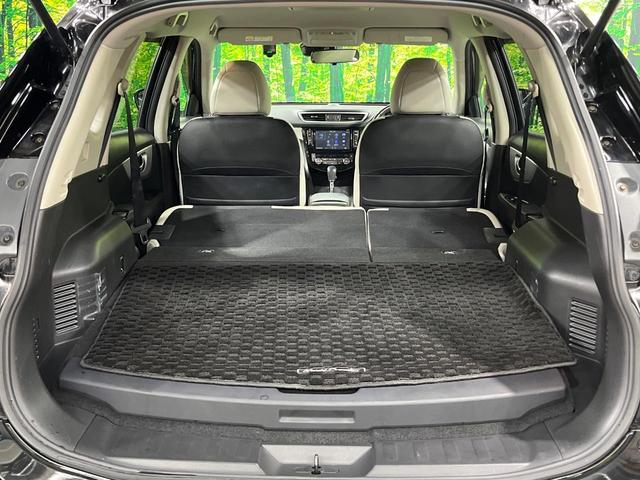 エクストレイル モード・プレミアハイブリッドエマージェンシブレーキＰ　４ＷＤ　純正ＳＤナビ　後席モニター　バックカメラ　衝突被害軽減システム　禁煙車　レザーシート　ドラレコ　スマートキー　ＬＥＤヘッド　ＥＴＣ　純正１８インチアルミ　オートライト　オートエアコン（27枚目）