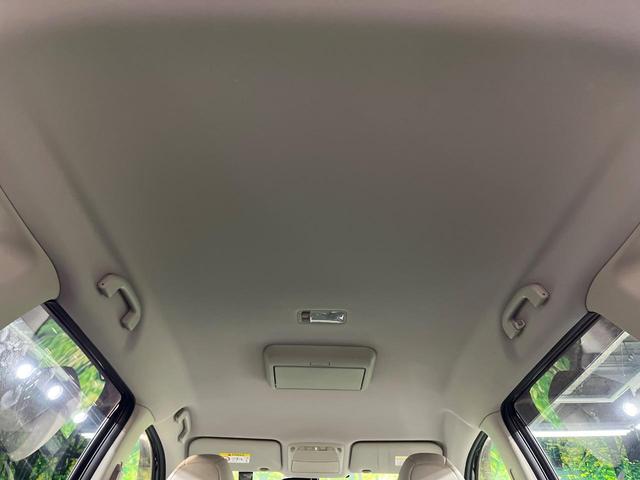 エクストレイル モード・プレミアハイブリッドエマージェンシブレーキＰ　４ＷＤ　純正ＳＤナビ　後席モニター　バックカメラ　衝突被害軽減システム　禁煙車　レザーシート　ドラレコ　スマートキー　ＬＥＤヘッド　ＥＴＣ　純正１８インチアルミ　オートライト　オートエアコン（28枚目）