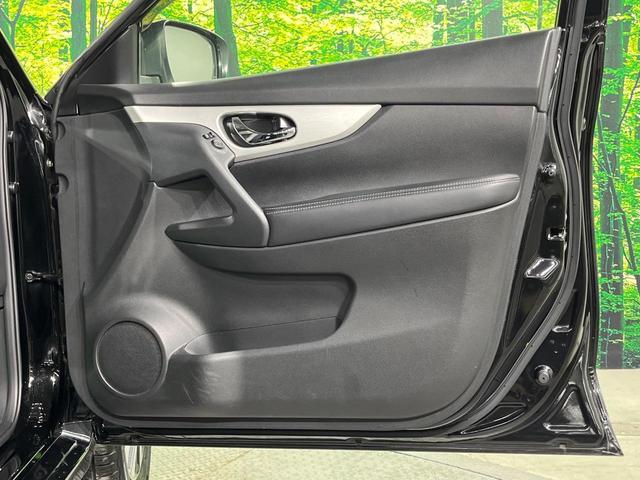 エクストレイル モード・プレミアハイブリッドエマージェンシブレーキＰ　４ＷＤ　純正ＳＤナビ　後席モニター　バックカメラ　衝突被害軽減システム　禁煙車　レザーシート　ドラレコ　スマートキー　ＬＥＤヘッド　ＥＴＣ　純正１８インチアルミ　オートライト　オートエアコン（31枚目）